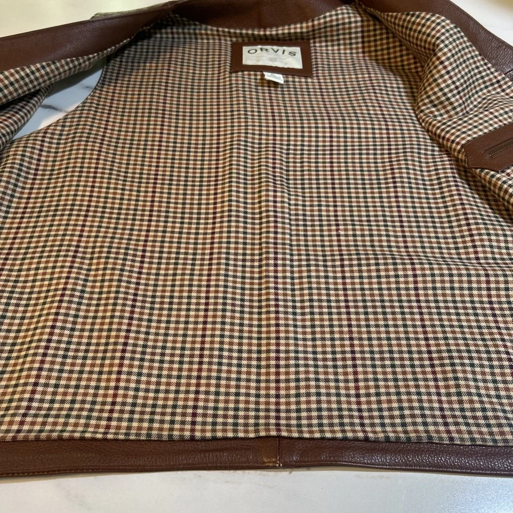Orvis Vintage Brown Leather Vest Mens Plaid Lined Button Front Outdoor Heritage